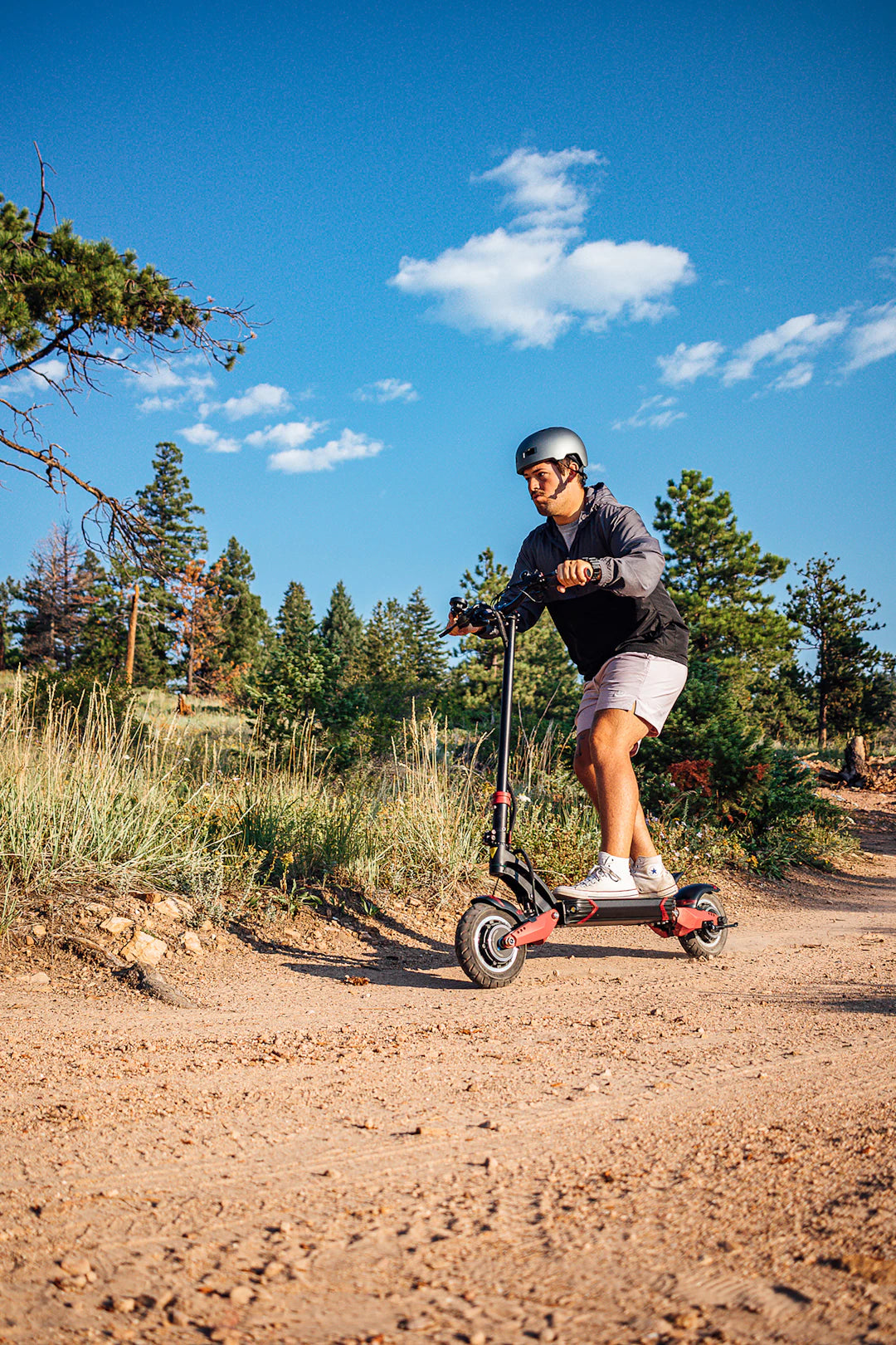 All-Terrain Knee Walkers for Enhanced Outdoor Mobility