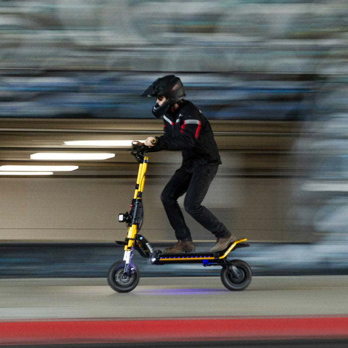 Kaabo King GTR Electric Scooter — Dual 2000W, 65 MPH, 112-Mile Range | Removable Battery