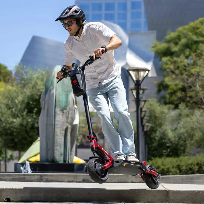 Kaabo Mantis 10 Lite Electric Scooter — Dual 500W, 31 MPH, 37-Mile Range