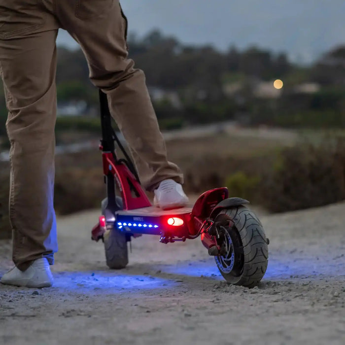 Kaabo Mantis 10 Lite Electric Scooter — Dual 500W, 31 MPH, 37-Mile Range
